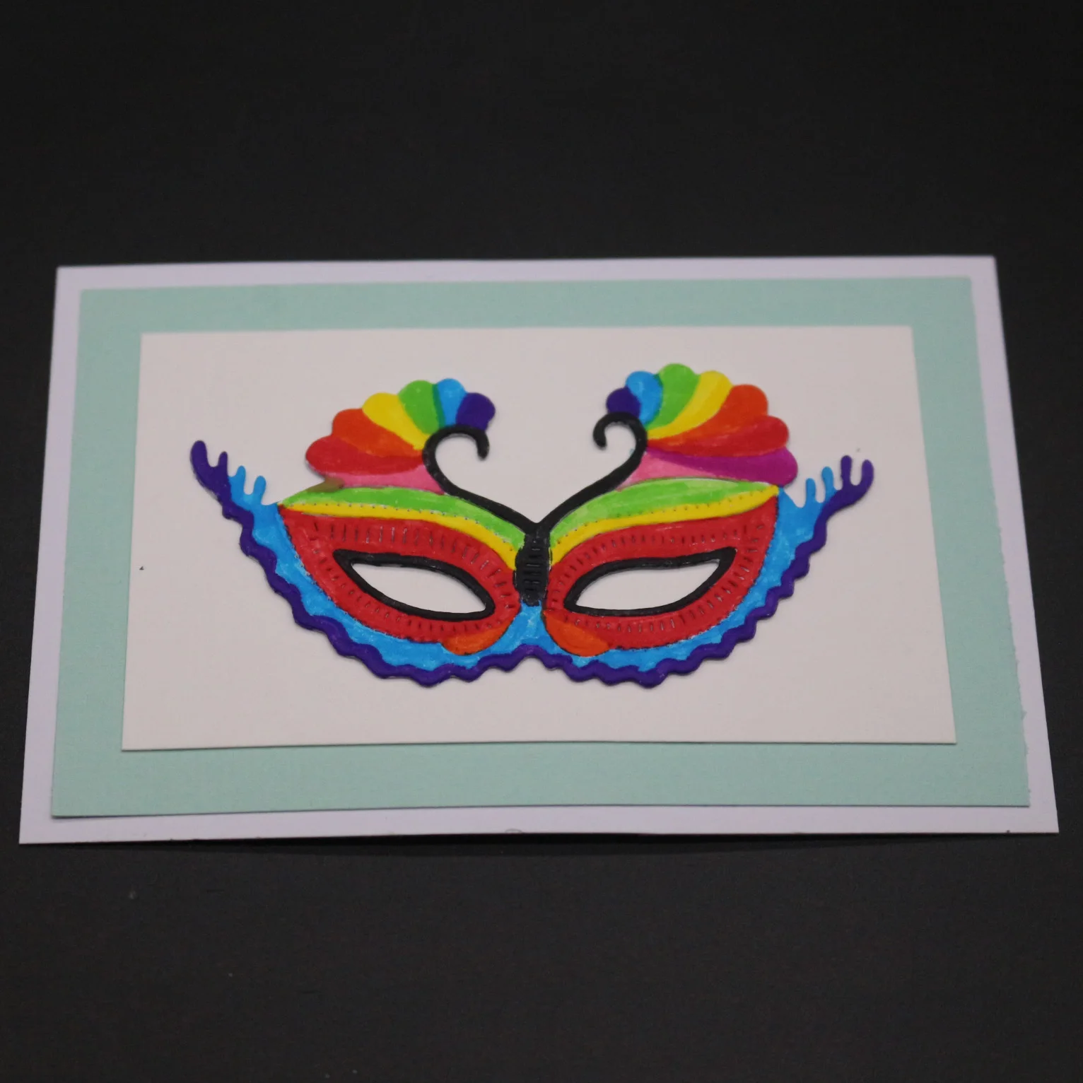 

Handsome mask cutting mold mold embossing card scrapbooking card album decoration metal crafts.