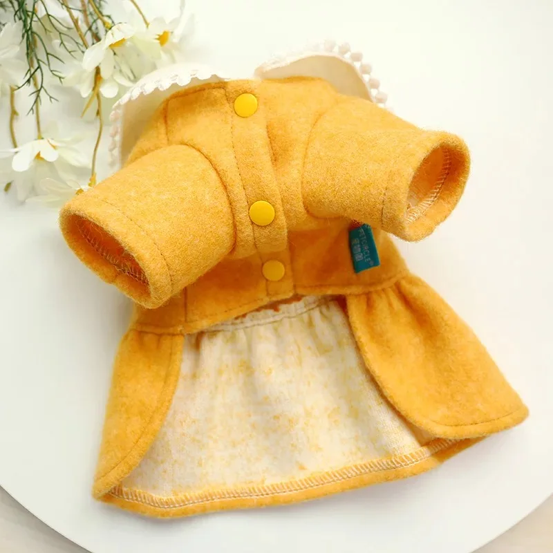 Одежда для собак и щенков на осень зиму желтое шерстяное платье с игральными