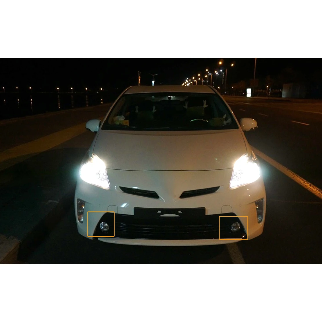 

1 Pair 81221-52070 81211-52070 Front Bumper Fog Light Driving Lamp Clear with Bulb Fit for Toyota Prius 2004-2007 2008 2009