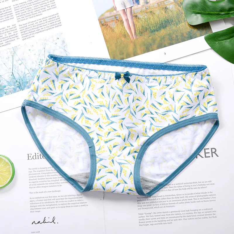 4 шт. / Лот Молодая Хлопок Милые Девушки Трусики Жизнеспособность Прекрасные