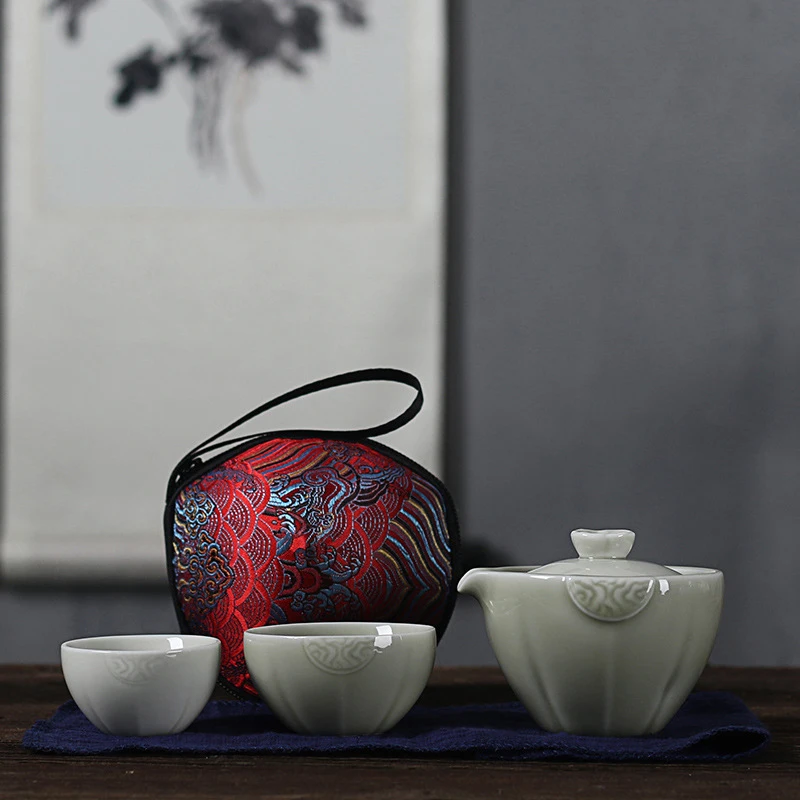 Японские керамические чашки чая для путешествий включает в себя 1 горшок 2