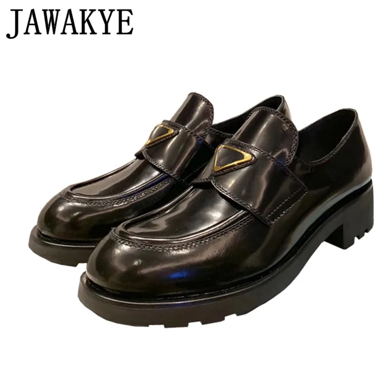 Повседневная обувь на плоской платформе черные туфли из натуральной кожи