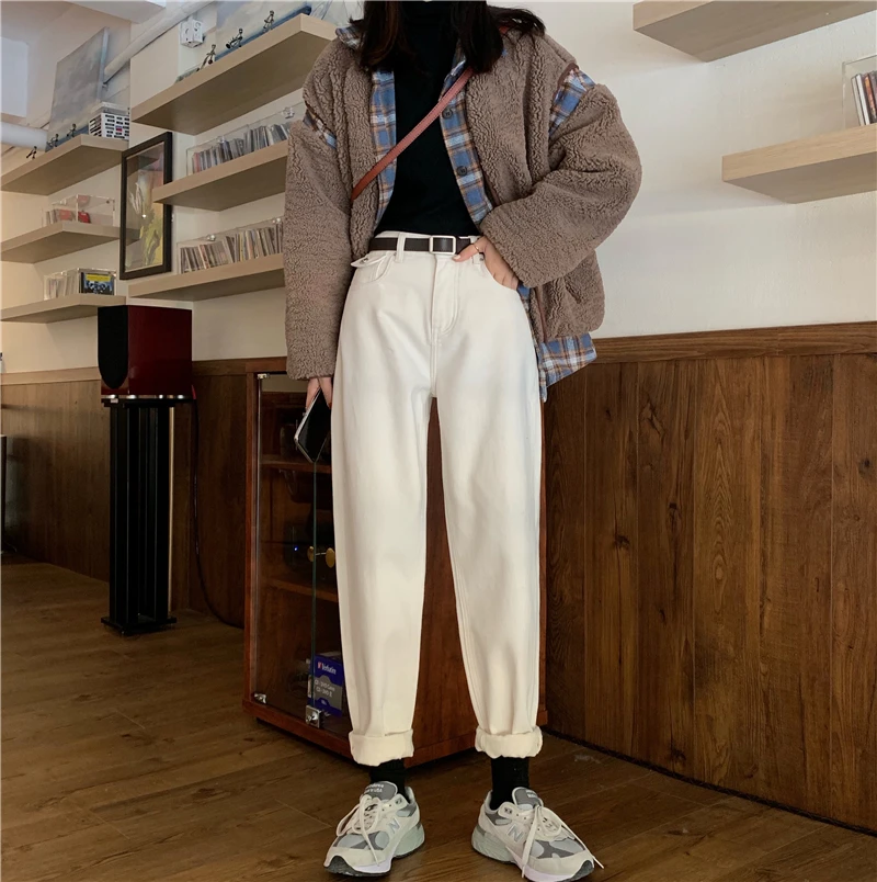 

catch hair loose jeans trousers haroun pants