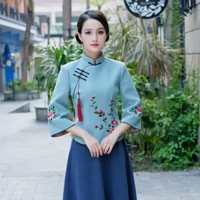 Light blue blouse Sheng Coco Woolen Chinese Blouse Coat LadiesTraditional Chinese Shirts Embroidery Blouses Woolen Suit Classic Blue Suit - Цвет: Light blue blouse