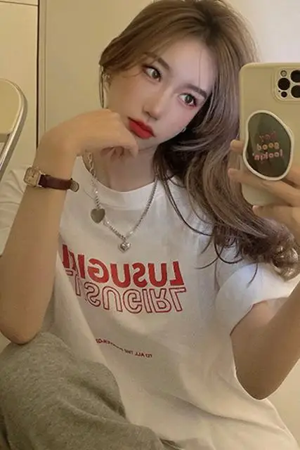 Футболка женская летняя с круглым вырезом и коротким рукавом 4 размера M-2xl |