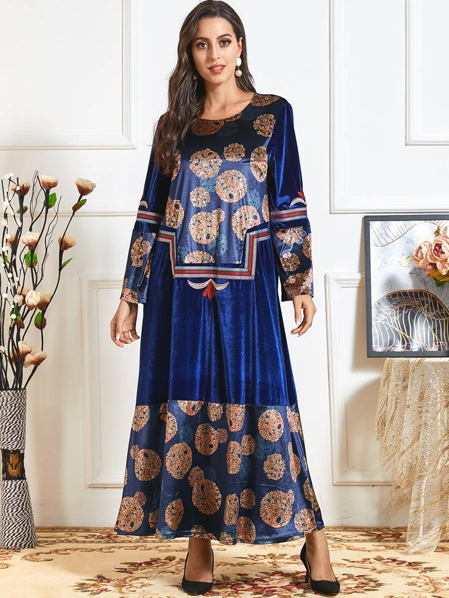 

Middle East Muslim Fashion Autumn And Winter Women's Arab Ethnic Embroidery Solid Color Thick Gold Velvet Long-sleeved Stitching