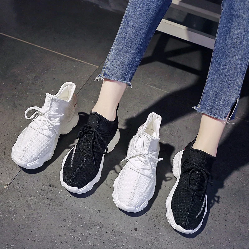 

2020 spring and summer new heightened white shoes women's breathable mesh face wild thick bottom sports and leisure mesh shoes