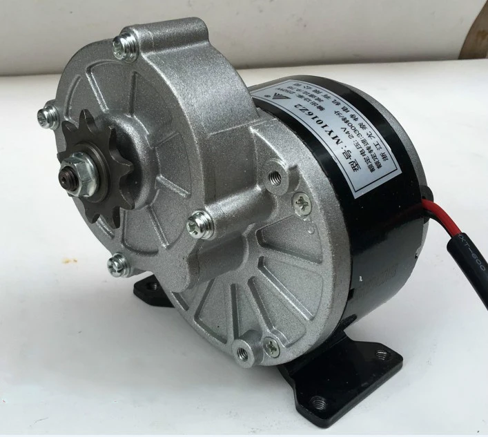 Электрический двигатель для автомобиля 12 В с постоянным магнитом щетка