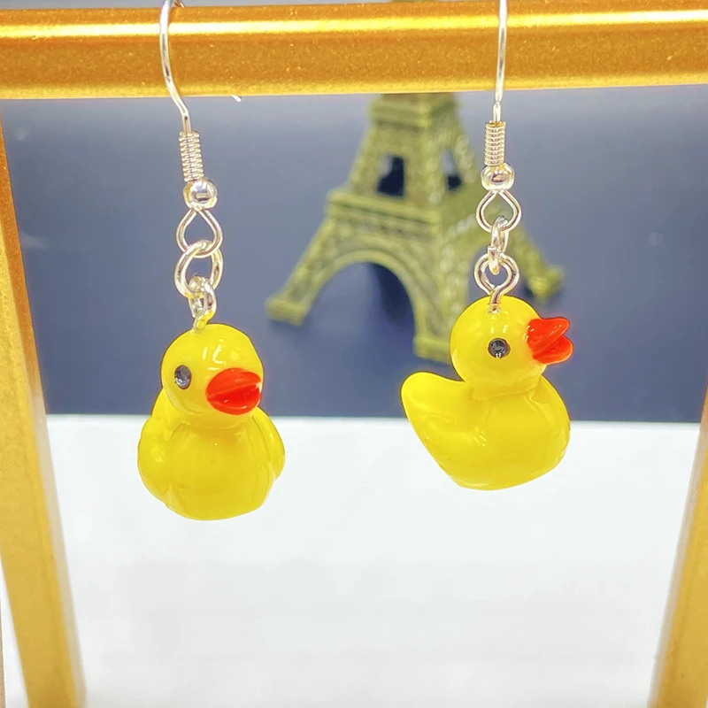 

New/High Quality Super Cute Little Yellow Duck Earrings Simple Ladies Gift Earrings Jewelry Wholesale