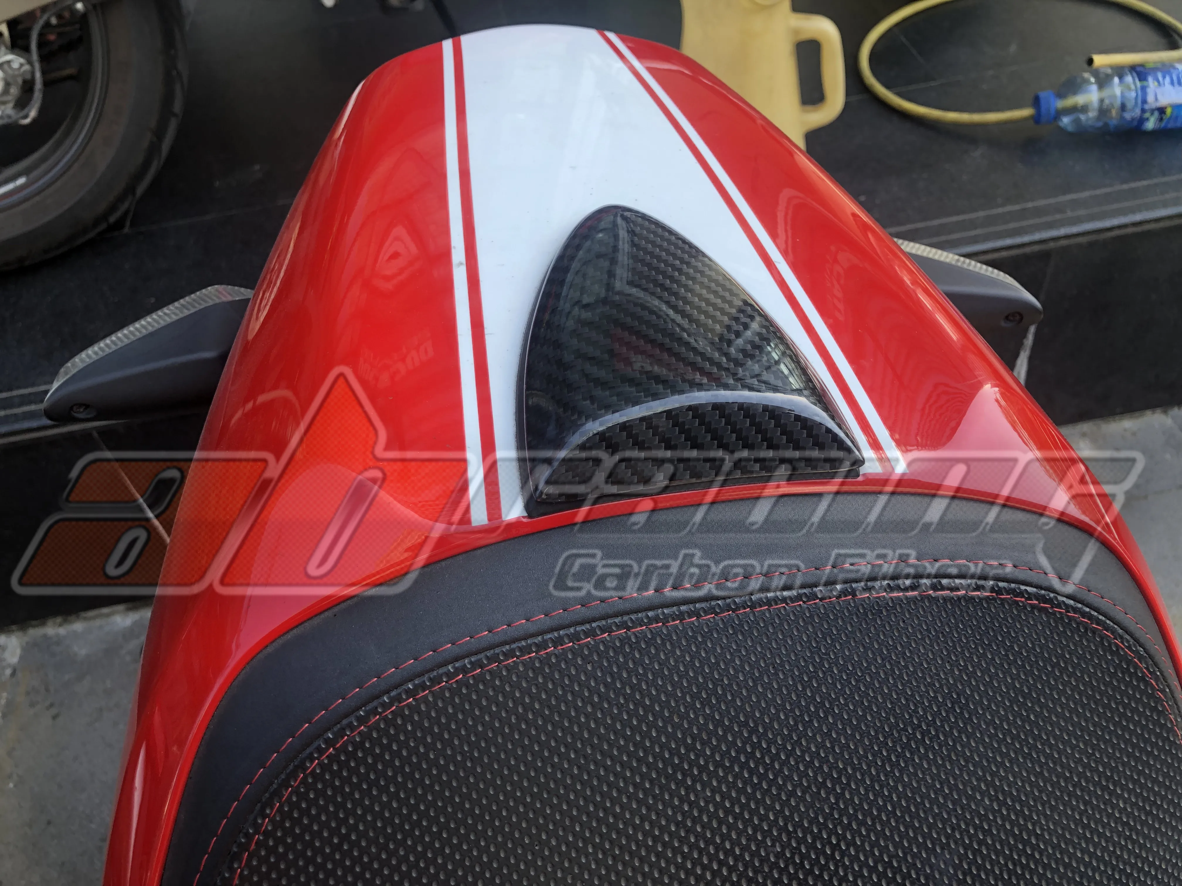 Monoposto Крышка для поездок на мотоцикле Ducati Monster 696 796 795 1100 полностью из углеродного волокна