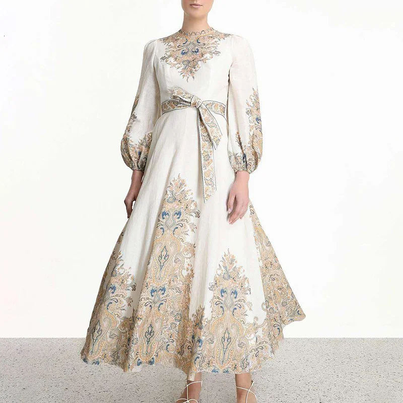 Винтажное женское платье на весну осень с рукавами фонариками высокой талией