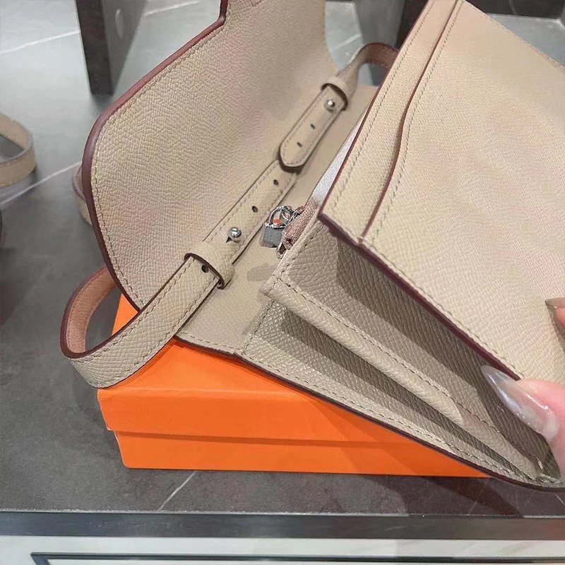

Women's Handbags