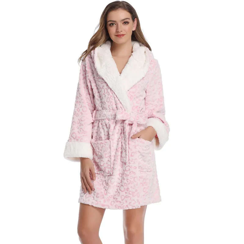 Женские весенние теплые халаты с леопардовым принтом Флисовые женские капюшоном