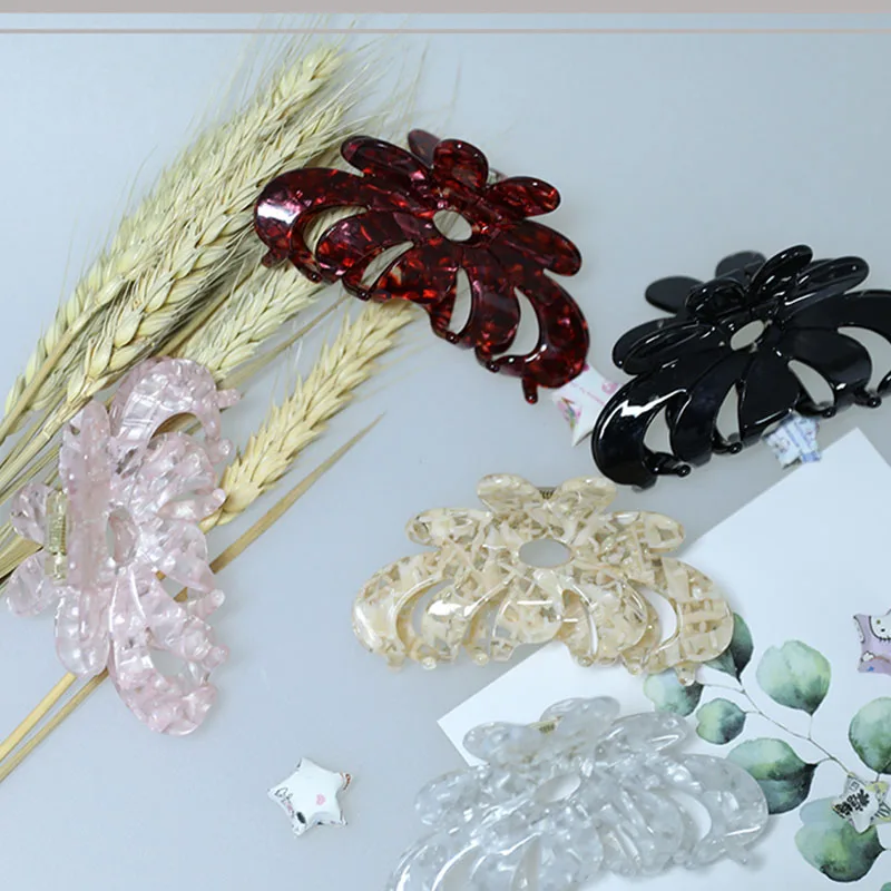 

Korean Women Girls Acetate Hair Claws Hair Clips Headwear Flower Hollow Hairpin Crab Barrette Fashion Ornament Hair Accessories