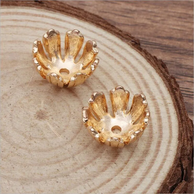 

SIXTY TOWFISH 20 Pieces DIY Jewelry Accessories 13.5mm Alloy Ancient Retro Style Materials Flower Charms