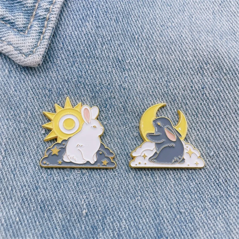 Мультяшные милые животные кролик эмалевые булавки Солнце Луна облака белый
