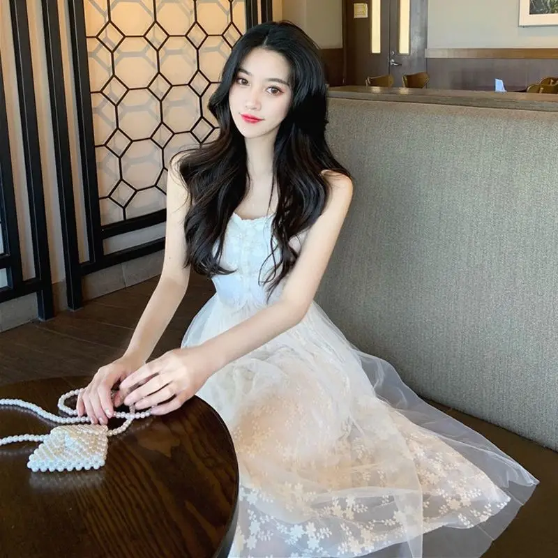 

Korean Style Sleeveless Vintage Midi Dresses Women Casual Floral Design Elegant Strap Dress Office Ladies Evening 2021 Summer