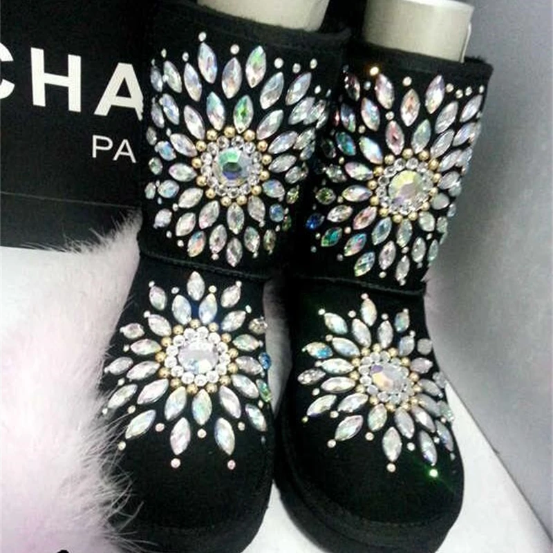 

Sheepskin one snow boots female middle tube flat with leather thick smooth snow shoes