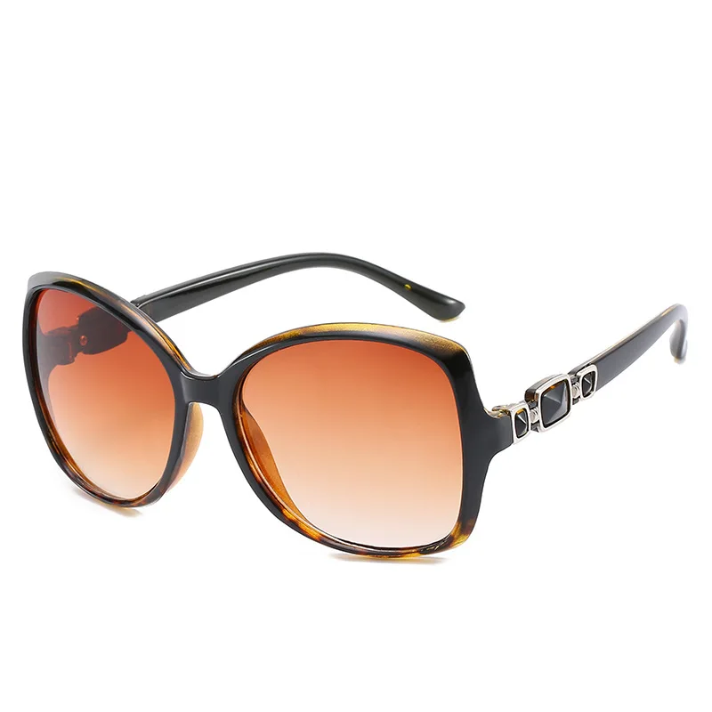 

New Womens Sunglasses Travel Driving Fashion Trend Street Shooting Big Frame Vintage Eyeglasses