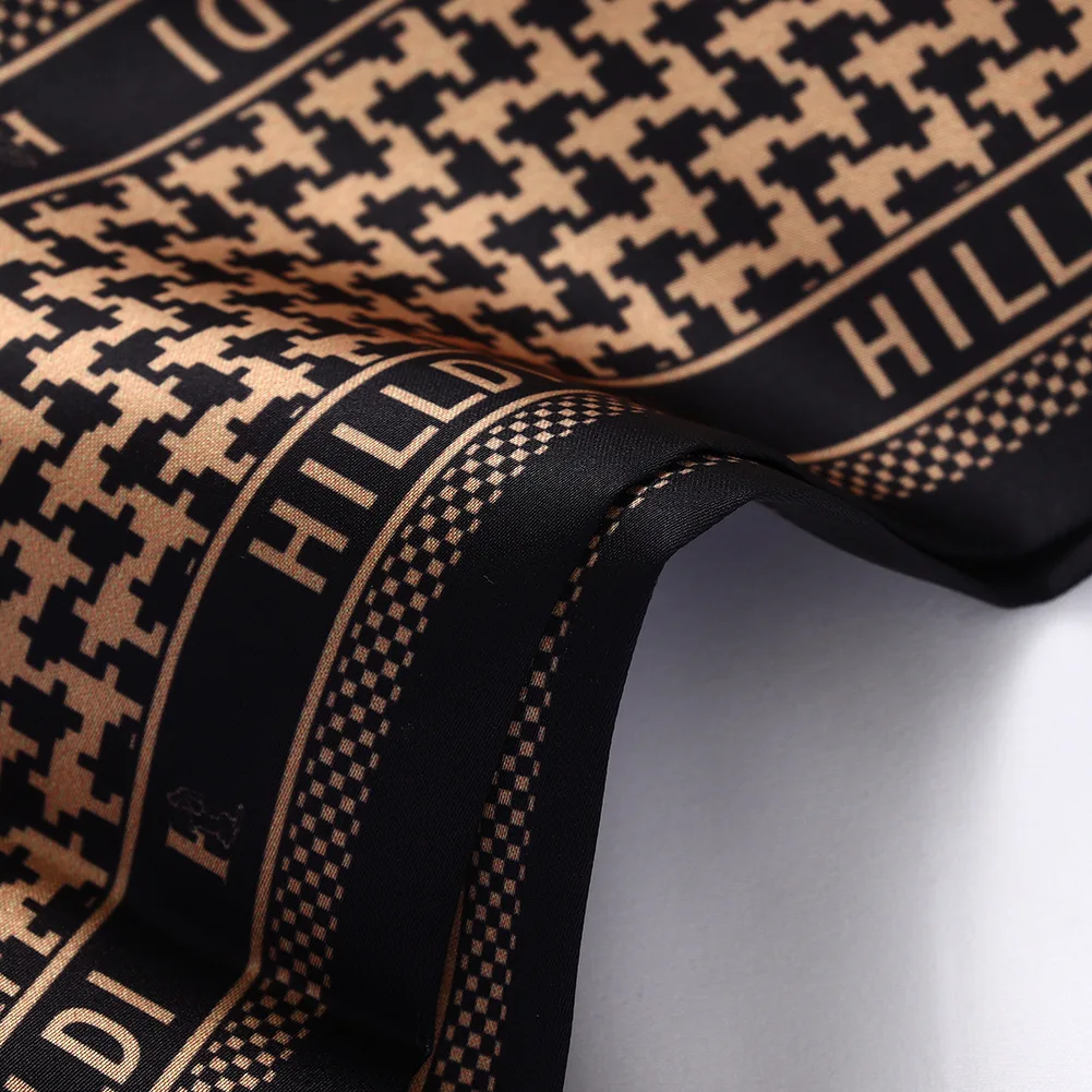 

2021 New Designer Black Silk Satin Head Scarf for Hair Headband Women Houndstooth Print Bag Ribbon Bandana Scarfs for Ladies