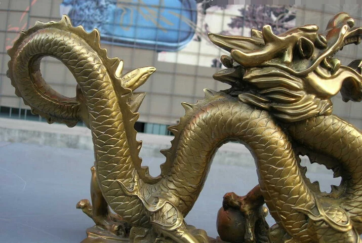 S0121 китайские королевские изысканные медные латунные фэншуй Lucky Fly Dragon Paly статуя