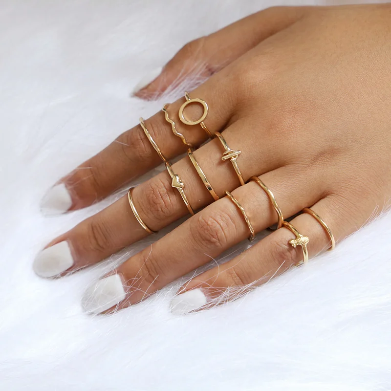 Sindlan 11PCs Simple Thin Rings Gold Geometric Cactus Heart Pineapple Rings for Women Fashion Finger Ring Jewelry Party Gift