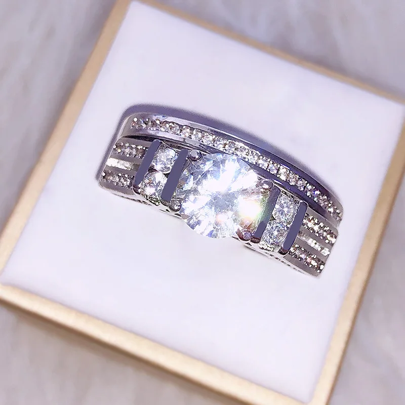 Набор колец с бриллиантами из серебра 925 пробы белым топазом|Кольца| |