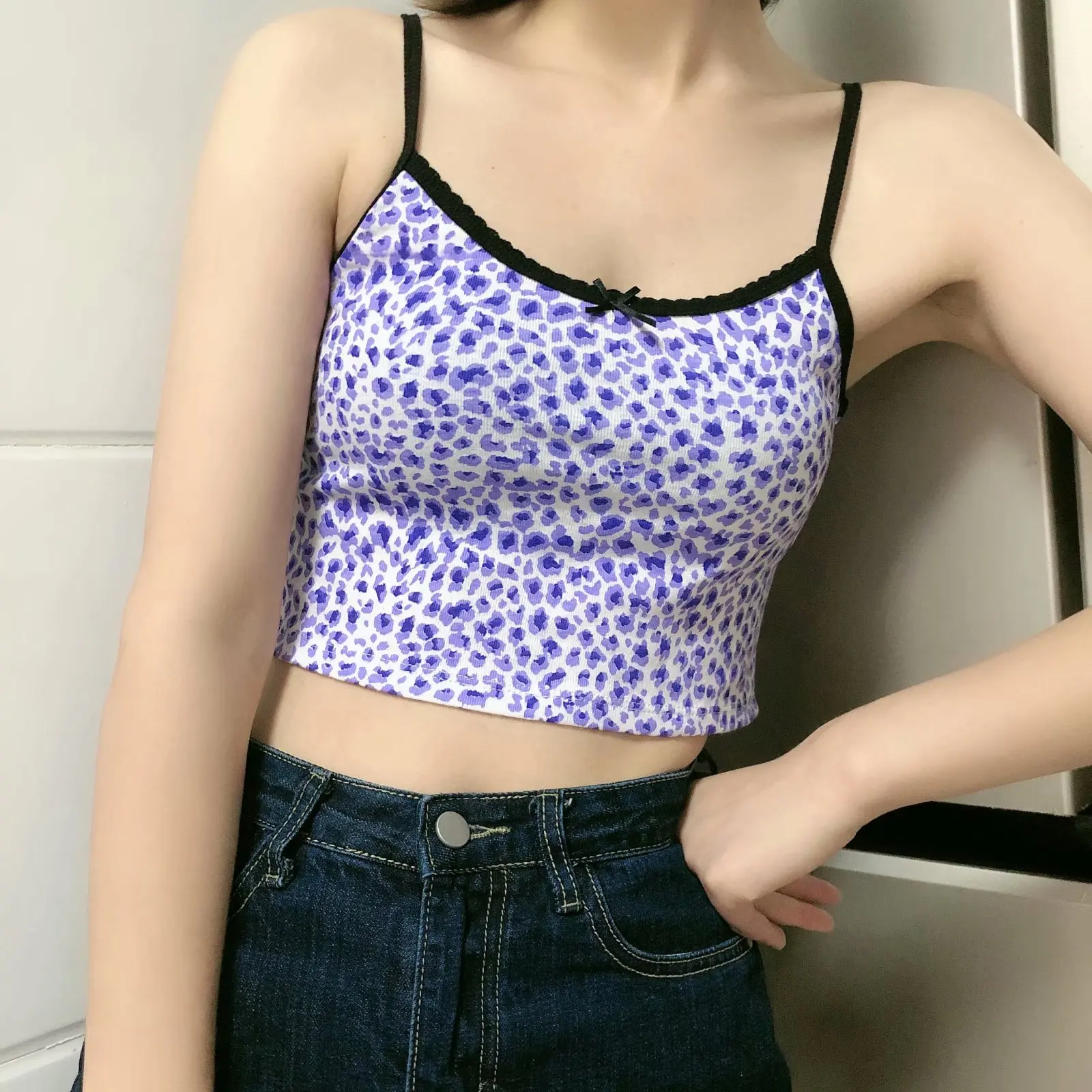 

Тонкий женский винтажный топ с круглым вырезом, коллекция Лето 2022, Модный женский спортивный жилет в стиле High Street, укороченный короткий топ ...