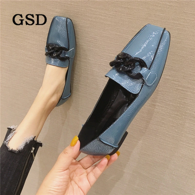 

New Big Size women shoe Designer Rivet Woman Flat Shoes Elegant Comfortable Lady Fashion Rhinestone Women Soft Bees Shoes