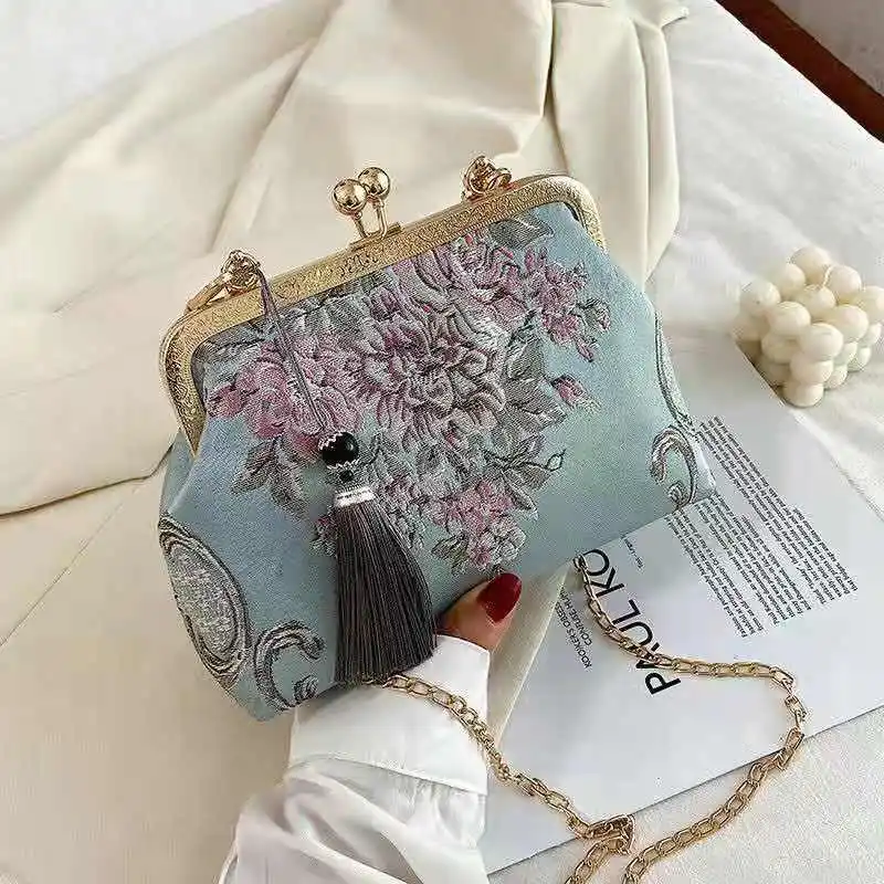 

Vintage Style Women Evening Bags Tassel Printed Embroidery 2021 New Design Handbags Bucket Design Dress Day Clutch