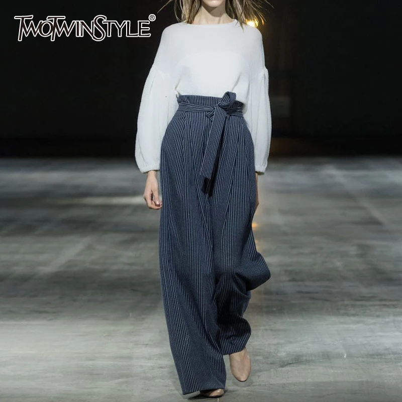 TWOTWINSTYLE комплект из двух предметов для Для женщин с круглым вырезом рубашка