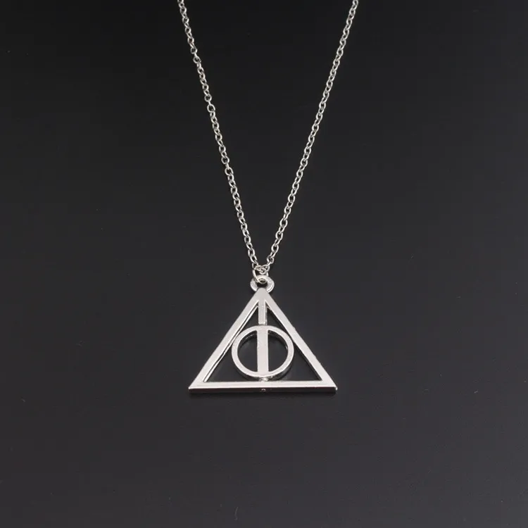 

Movie Luna Deathly Hallows Wizard Necklace Can Be Rotated Gregory's Fiduciary Triangle Men Lady Necklaces Pendants