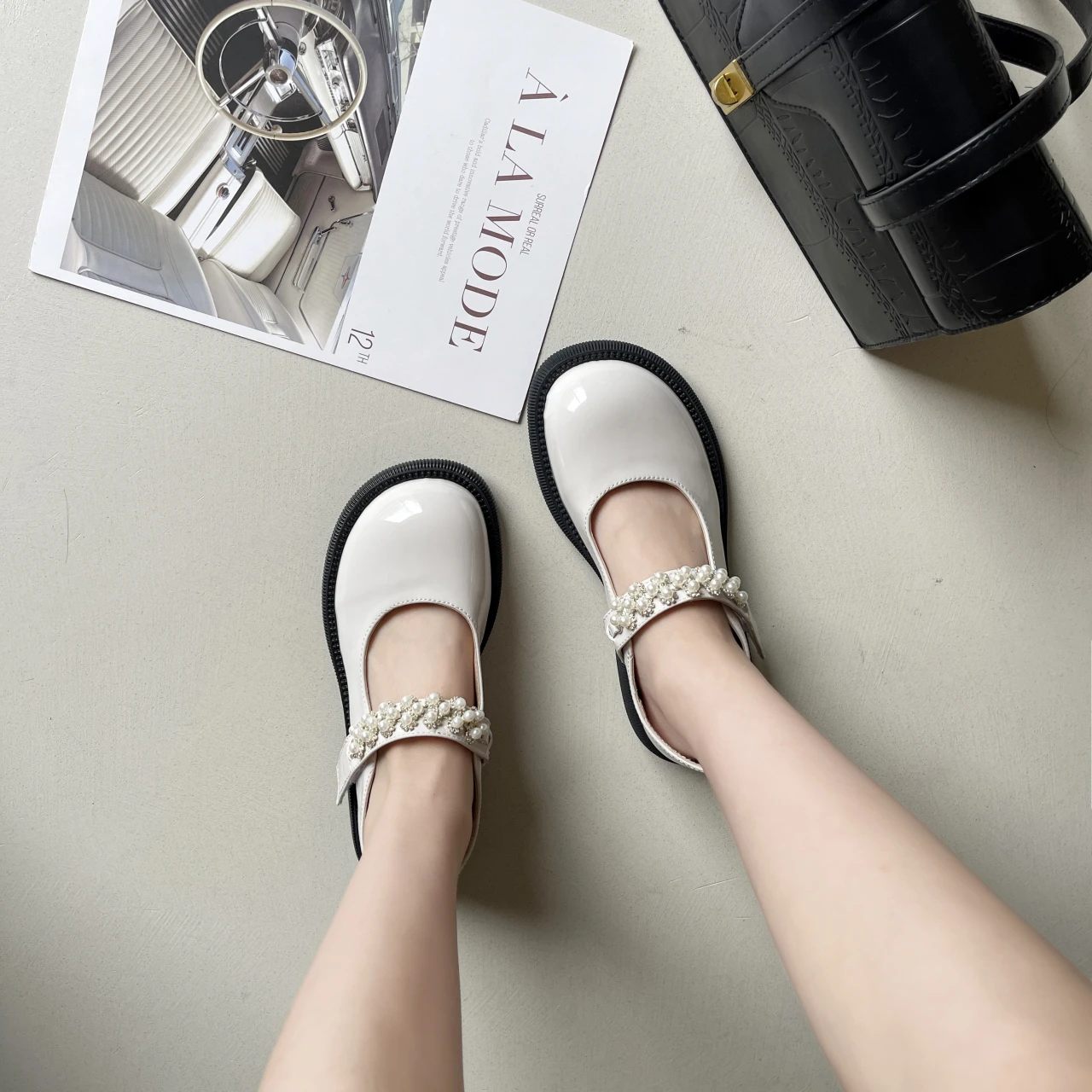 

Lolita Shoes British Style Black Student Mary Janes Pearl Design Women Fashion Leather Shoes Thick Bottom Punk Ladies Pumps