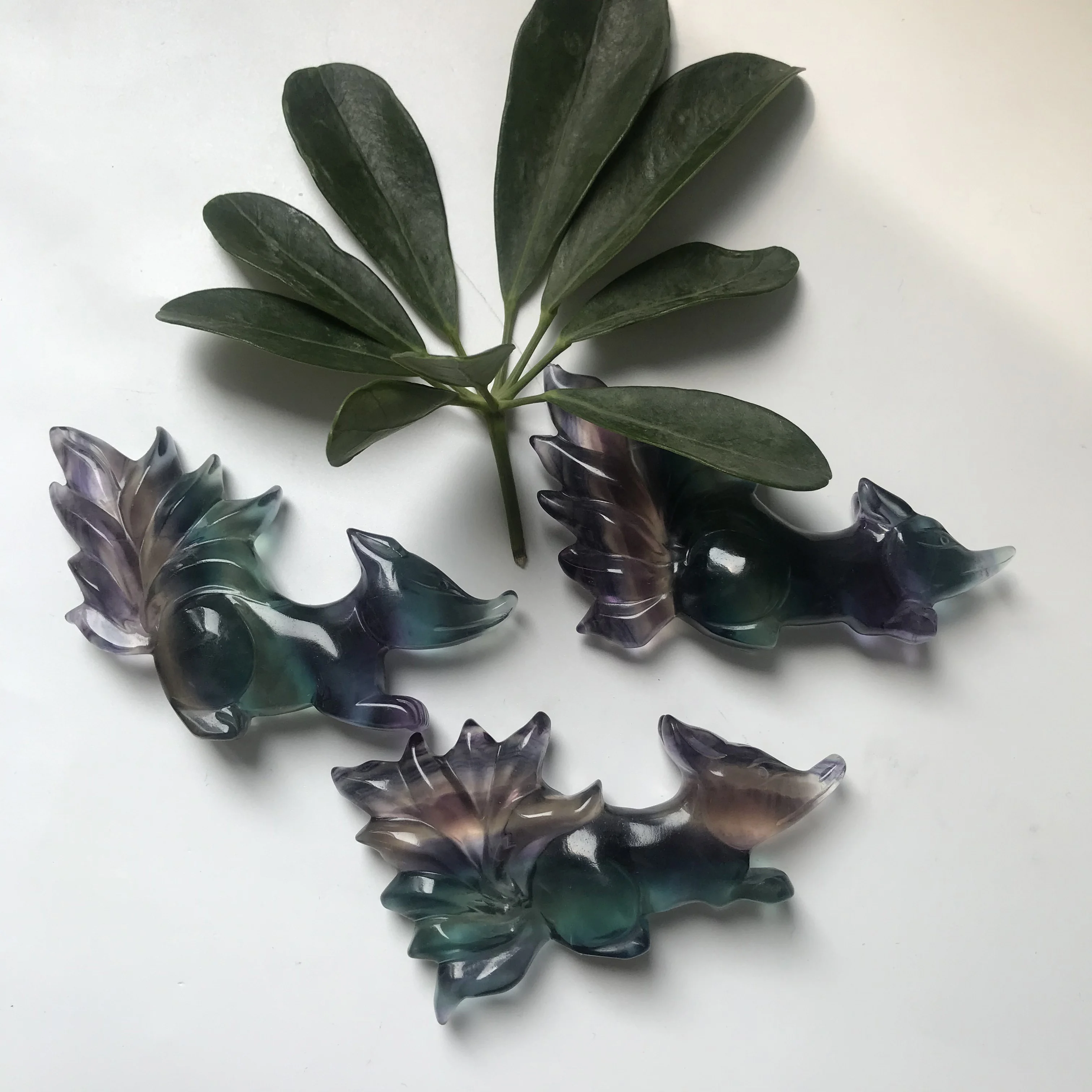 Высокое качество цветной флюорит 9 хвостый камень в форме лисы ручная работа и