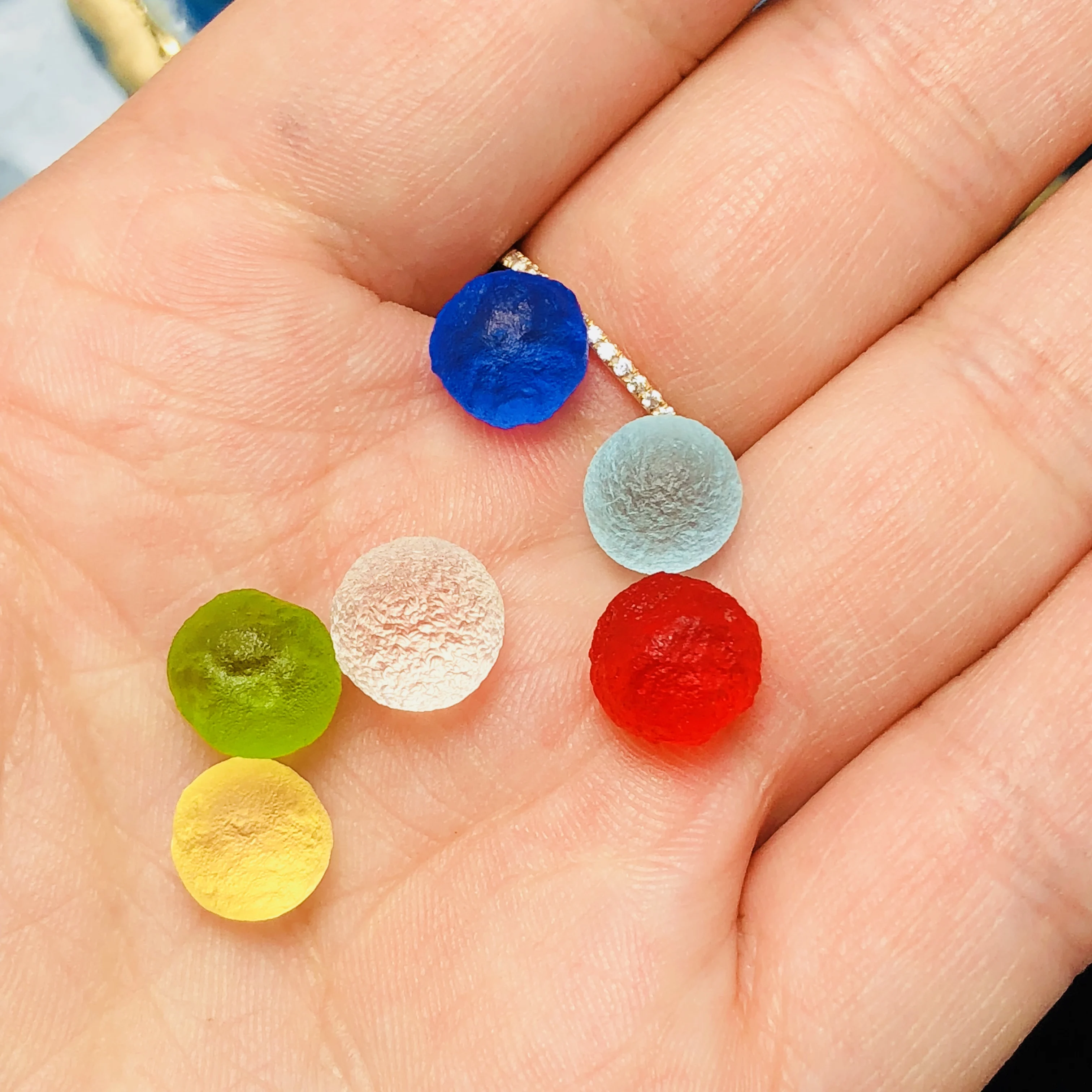 15 мм! 6 шт цветные натуральные шлифовальные камни Чешский метеорит хит стеклянные