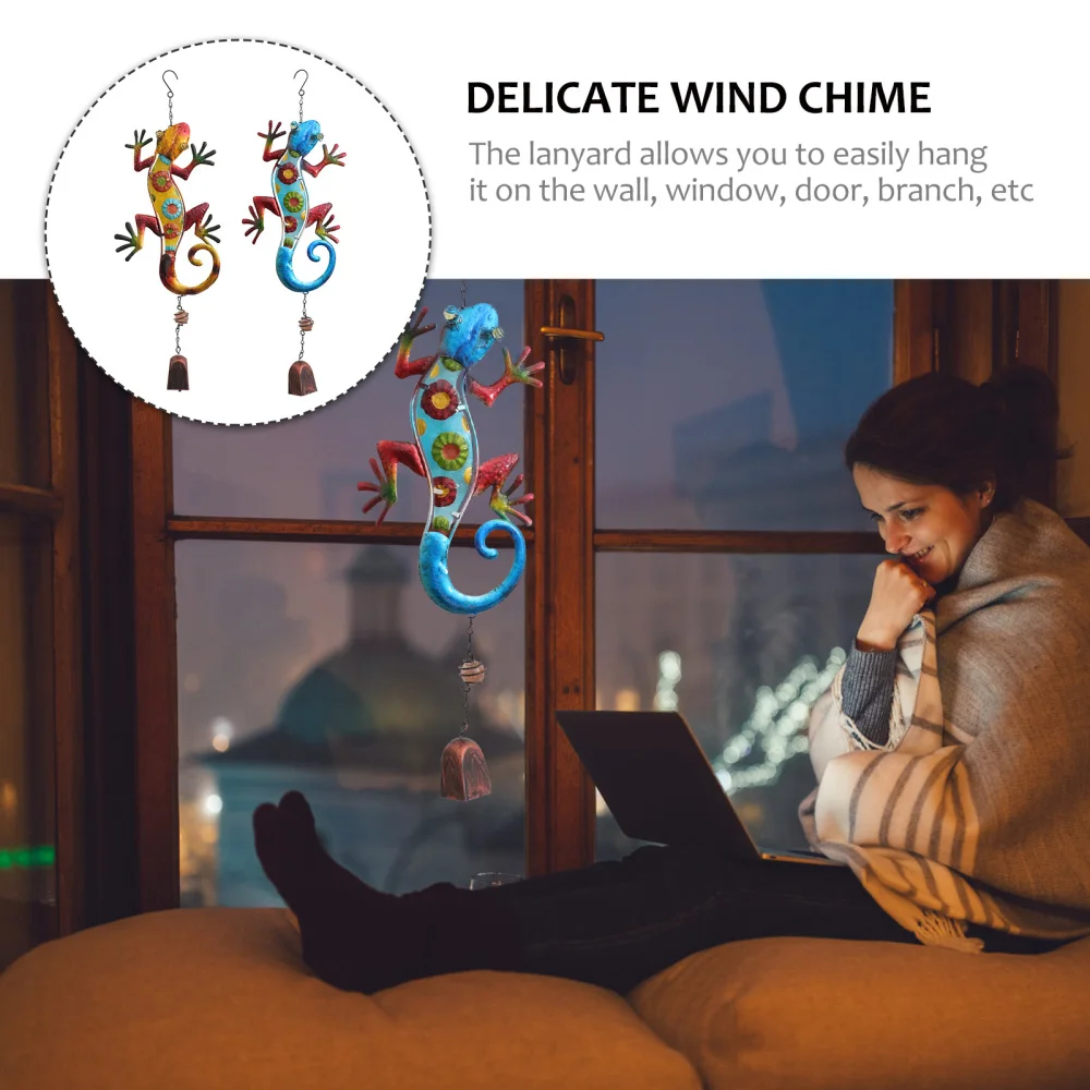 

2pcs Creative Wind Chime Animal Pendant Iron Wall Hanging Decoration (Colorful)