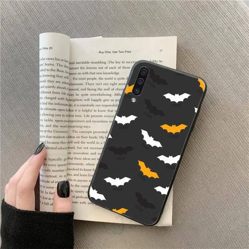 

Bat Skeleton Halloween pattern horror Phone Case For Samsung galaxy S 9 10 20 A 10 21 30 31 40 50 51 71 s note 20 j 4 2018 plus