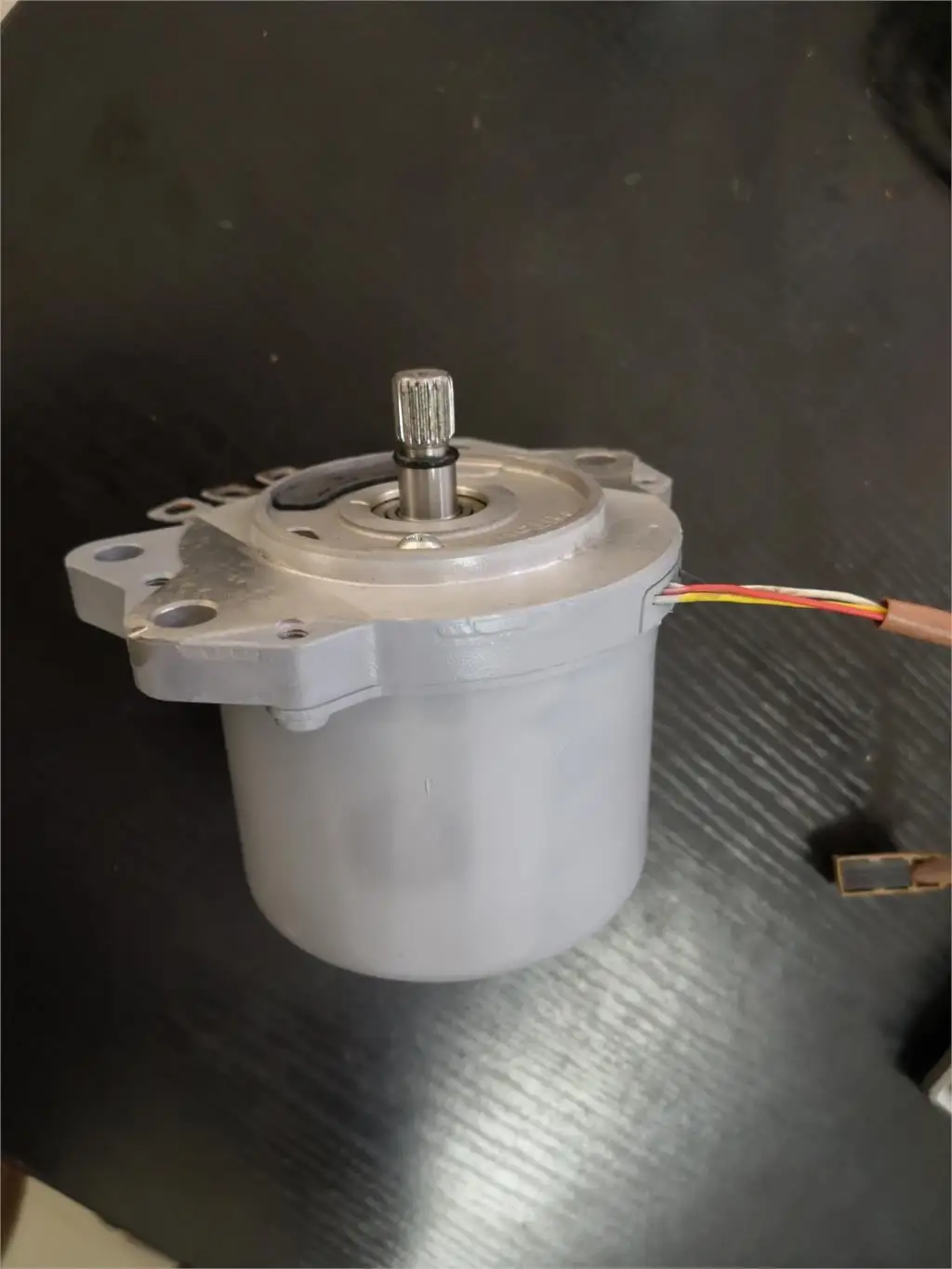 Большой магнитный бесщеточный сервомотор 12 В постоянного тока 600 Вт 2400 об/мин