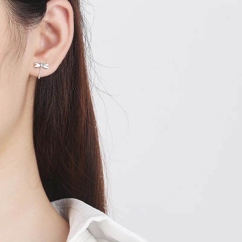 

Simple New 2020 Stud Earrings Dragonfly Silver Color Ear Jewelry For Women Female Brincos oorbellen Fashion Cute Girls Gifts