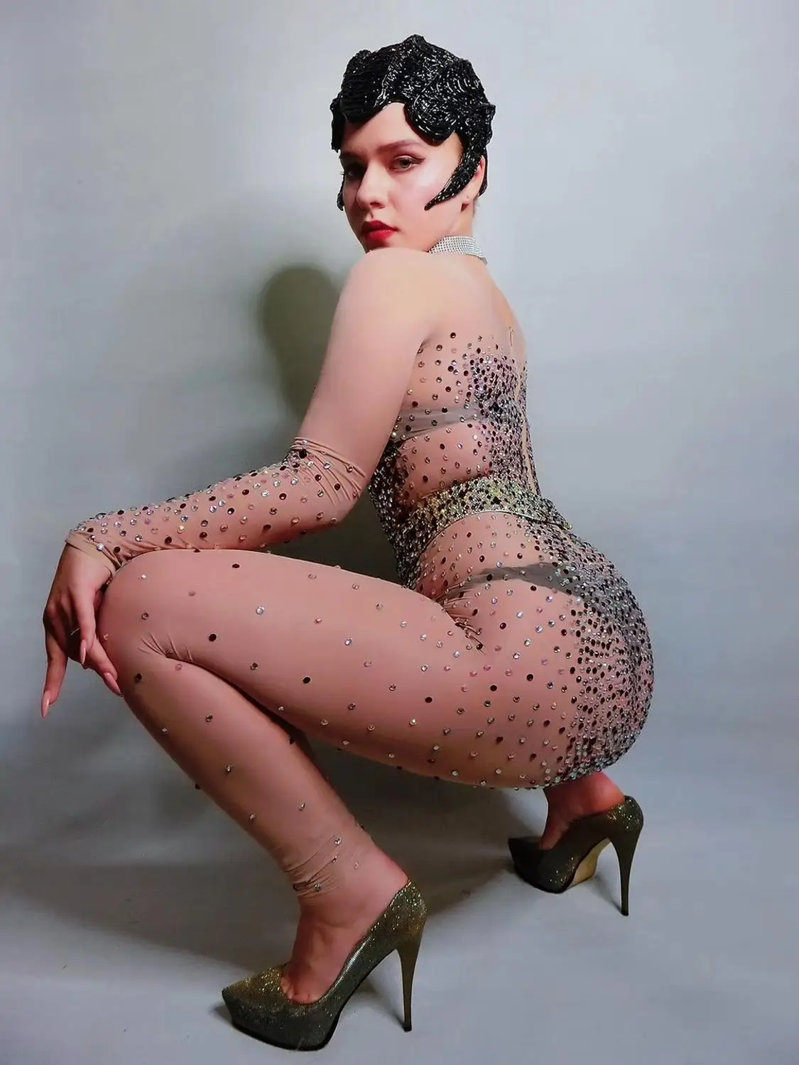 Сексуальный комбинезон телесного цвета со стразами женские Стрейчевые