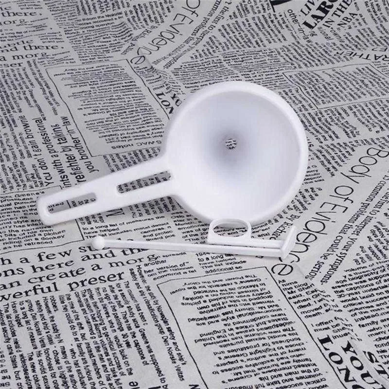 

Hot DIY Convenient Chocolate Candy Icing Funnel Mold Kitchen Adjustable Frosting Pancake Cream Batter Dispenser Cake Tool TSLM1