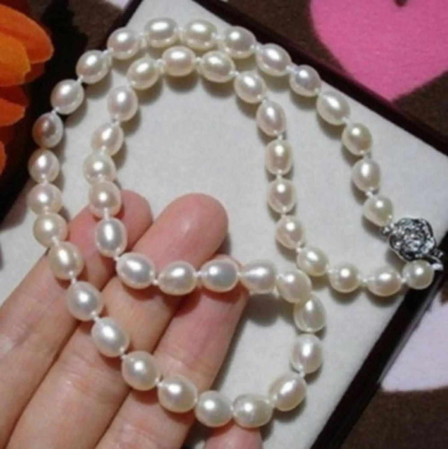 

NEW 7-8MM ROUND WHITE CULTURED FRESHWATER RICE PEARL NECKLACE 18"