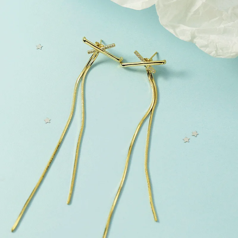 

Fashion Jewelry 925 Sterling Silver Gold Plated Geometric Crossing Zircon Ear Falling Simple Star Ear Studs Womans Earrings