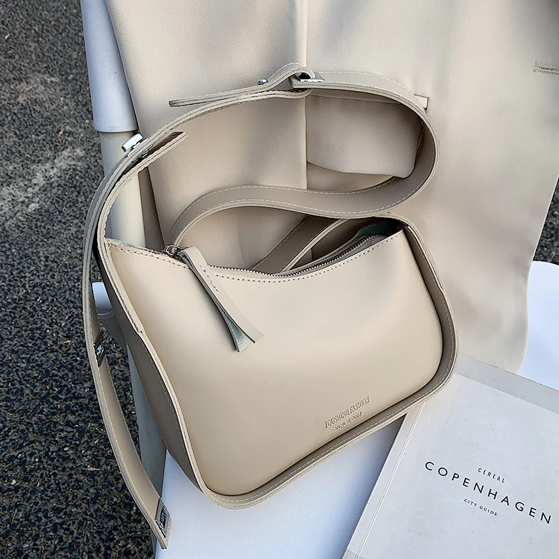 

Advanced sense bag new 2021 net red women's bag foreign temperament sense messenger bag women's versatile niche design single sh