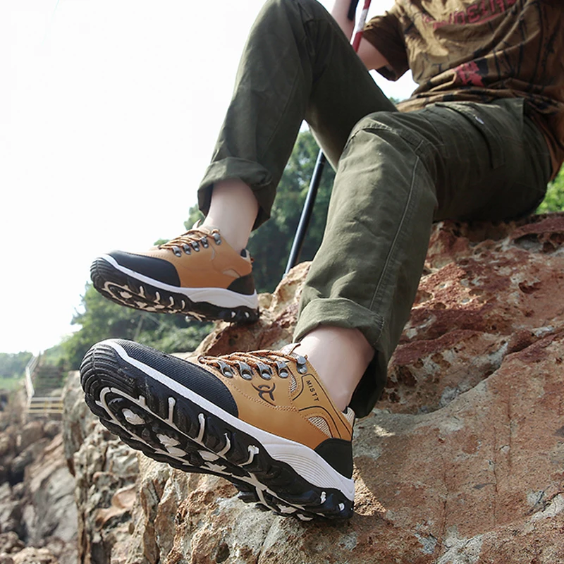 Hiking Shoes Men Outdoor Mountain Climbing Shoes Lightweight Trekking Sport Sneakers Male Hiking Boots Waterproof walking Shoes