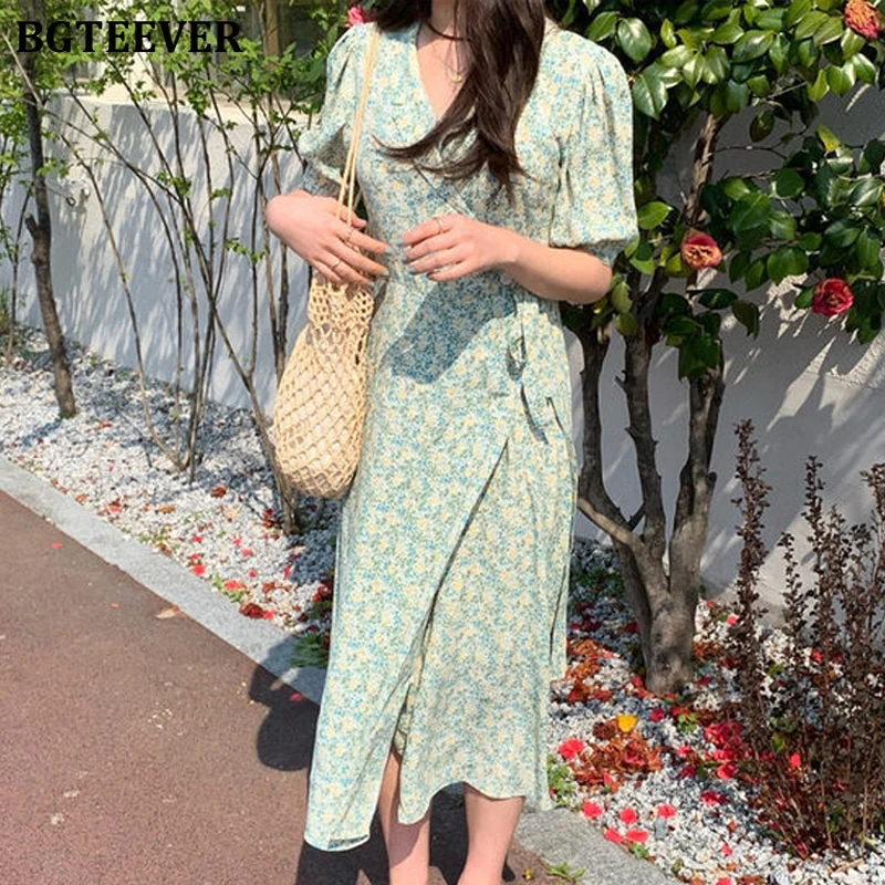 

BGTEEVER Chic V-neck Elegant Vintage Floral Dress for Women Summer Short Sleeve Single Button Lace-up Female A-line Dress 2020