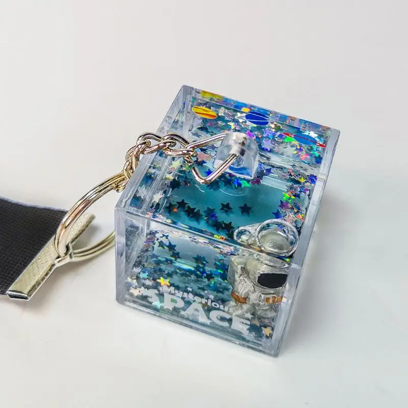 

Mysterious Space Glitter Quicksand Square Keychain Astronaut Bag Charm Keyring Fashion Jewelry Space lover Gifts