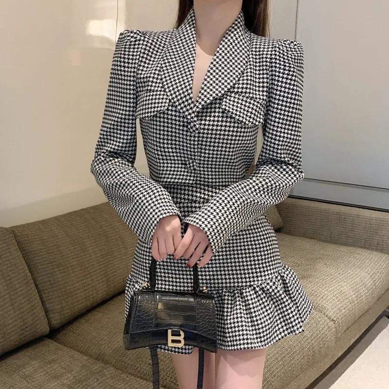 

Женский винтажный комплект из двух предметов, укороченный топ и короткая куртка и юбка с оборками, комплект из двух предметов, лето 2021