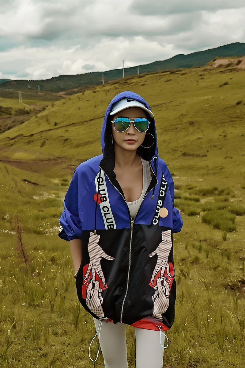 

Spring travel jacket Korean version of the European and American sesame street hooded cardigan outdoor sportswear