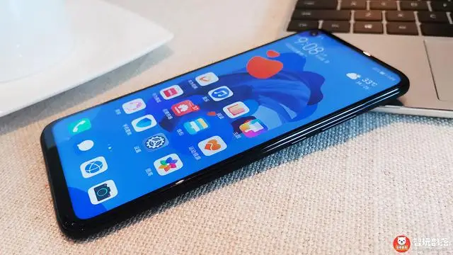 Мобильный телефон HuaWei Nova 5i Pro 4G LTE 8 ГБ ОЗУ 256 Гб ПЗУ 810 МП Kirin 9,0 Android 6,26 234" ips 1080 X отпечаток пальца
